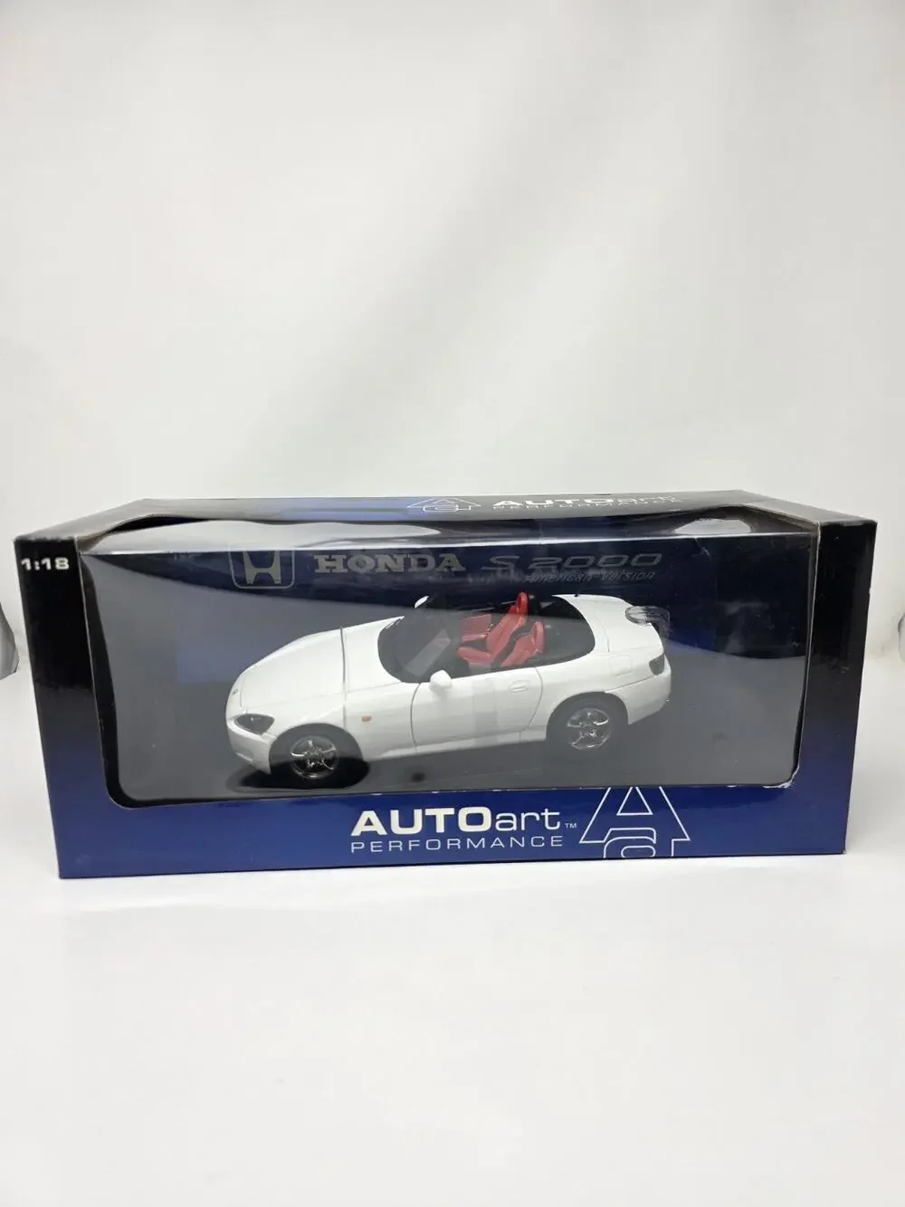 Autoart 1/18 Honda S2000 RHD White Mini Car New American Version In Box